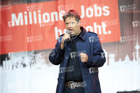 Demonstration vom Aktionsbündnis 'Alarmstufe Rot' in Berlin