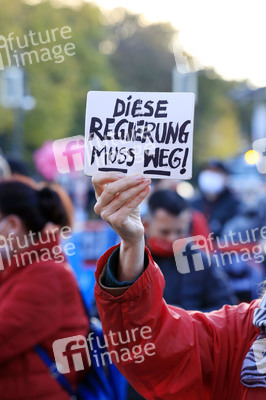 Demonstration vom Aktionsbündnis 'Alarmstufe Rot' in Berlin