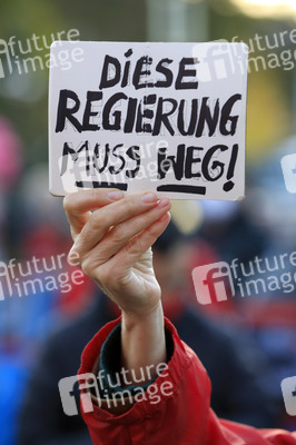 Demonstration vom Aktionsbündnis 'Alarmstufe Rot' in Berlin