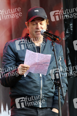 Demonstration vom Aktionsbündnis 'Alarmstufe Rot' in Berlin