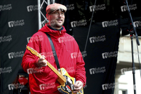 Demonstration vom Aktionsbündnis 'Alarmstufe Rot' in Berlin
