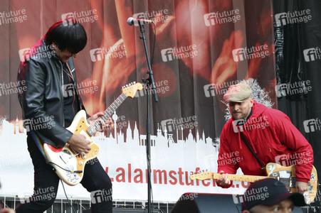 Demonstration vom Aktionsbündnis 'Alarmstufe Rot' in Berlin