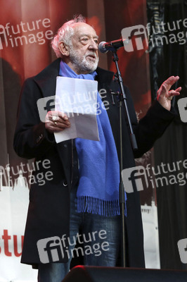 Demonstration vom Aktionsbündnis 'Alarmstufe Rot' in Berlin