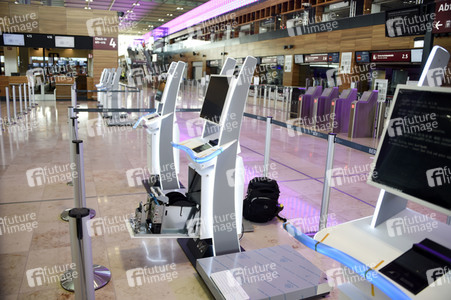 Rundgang durch den öffentlichen Bereich des Terminals 1 auf dem Flughafen Berlin Brandenburg