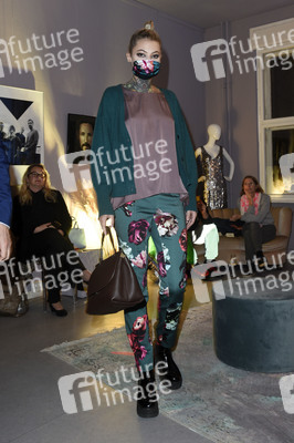 Anna von Griesheim & Anja Gockel Fashion Show Winter 20/21 in Berlin