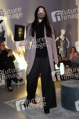 Anna von Griesheim & Anja Gockel Fashion Show Winter 20/21 in Berlin