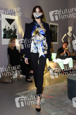 Anna von Griesheim & Anja Gockel Fashion Show Winter 20/21 in Berlin