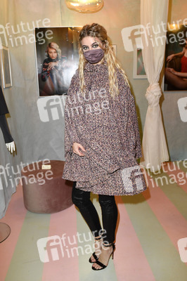 Anna von Griesheim & Anja Gockel Fashion Show 'Joy' Winter 20/21 in Berlin