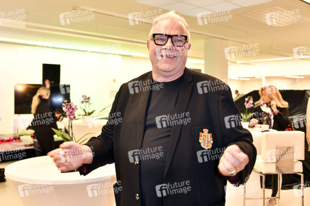 Showroom Opening und Deutschlandpremiere Jaguar F-PACE in Berlin