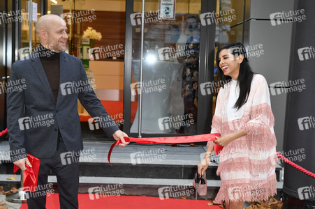 Showroom Opening und Deutschlandpremiere Jaguar F-PACE in Berlin