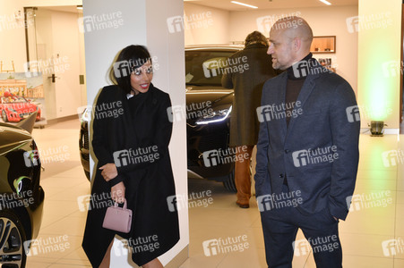 Showroom Opening und Deutschlandpremiere Jaguar F-PACE in Berlin