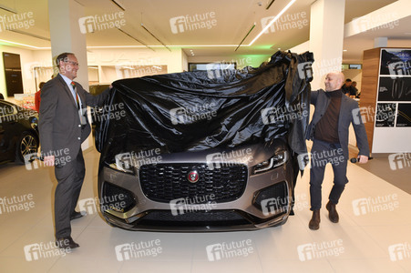 Showroom Opening und Deutschlandpremiere Jaguar F-PACE in Berlin
