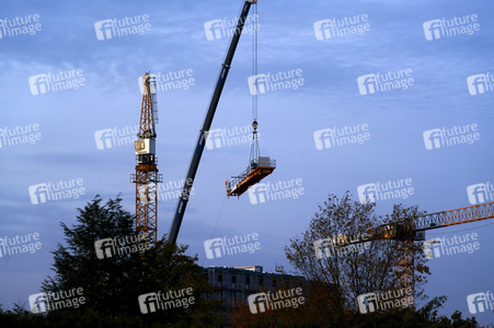 Symbolfoto Krandemontage