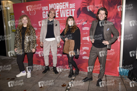 Preview 'Und morgen die ganze Welt' in München