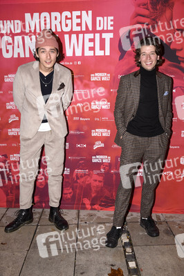 Preview 'Und morgen die ganze Welt' in München