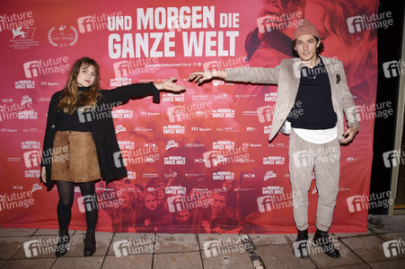 Preview 'Und morgen die ganze Welt' in München