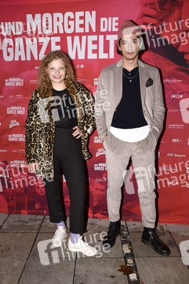 Preview 'Und morgen die ganze Welt' in München