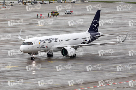 Eröffnung des Flughafens Berlin-Brandenburg in Schönefeld