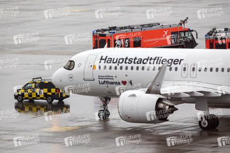 Eröffnung des Flughafens Berlin-Brandenburg in Schönefeld