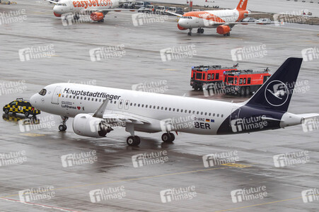 Eröffnung des Flughafens Berlin-Brandenburg in Schönefeld