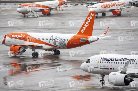Eröffnung des Flughafens Berlin-Brandenburg in Schönefeld