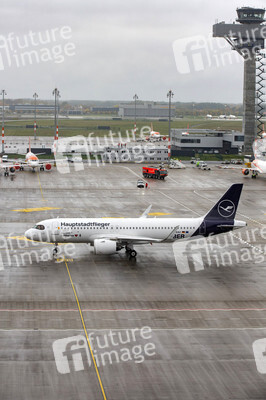 Eröffnung des Flughafens Berlin-Brandenburg in Schönefeld
