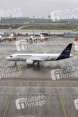 Eröffnung des Flughafens Berlin-Brandenburg in Schönefeld