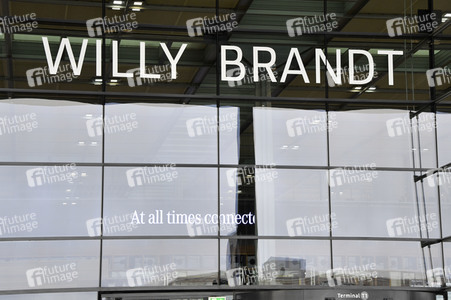 Eröffnung des Flughafens Berlin-Brandenburg in Schönefeld