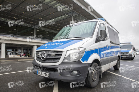 Eröffnung des Flughafens Berlin-Brandenburg in Schönefeld