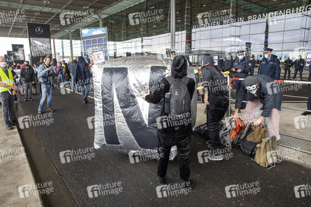 Eröffnung des Flughafens Berlin-Brandenburg in Schönefeld