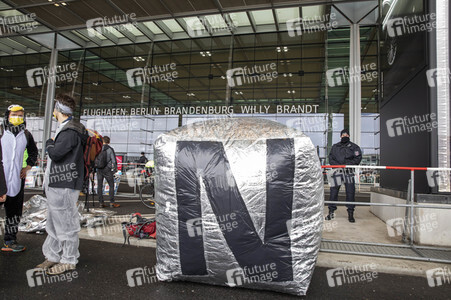 Eröffnung des Flughafens Berlin-Brandenburg in Schönefeld
