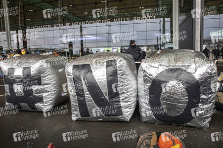 Eröffnung des Flughafens Berlin-Brandenburg in Schönefeld