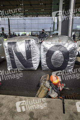 Eröffnung des Flughafens Berlin-Brandenburg in Schönefeld