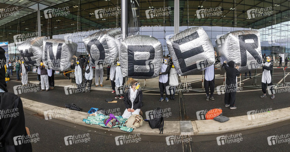 Eröffnung des Flughafens Berlin-Brandenburg in Schönefeld