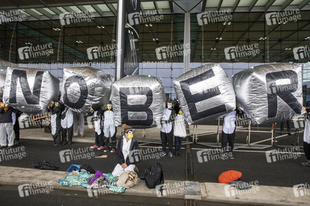 Eröffnung des Flughafens Berlin-Brandenburg in Schönefeld