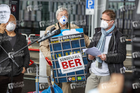 Eröffnung des Flughafens Berlin-Brandenburg in Schönefeld