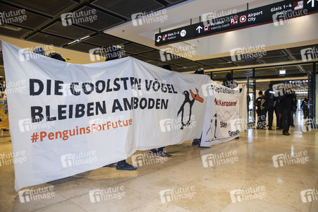 Eröffnung des Flughafens Berlin-Brandenburg in Schönefeld