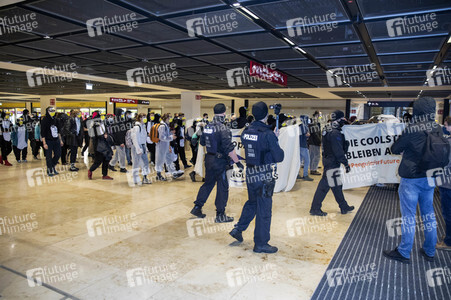 Eröffnung des Flughafens Berlin-Brandenburg in Schönefeld