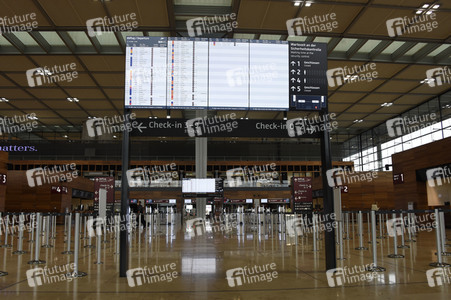 Eröffnung des Flughafens Berlin-Brandenburg in Schönefeld
