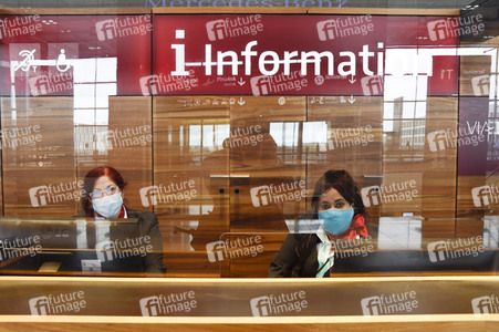 Eröffnung des Flughafens Berlin-Brandenburg in Schönefeld