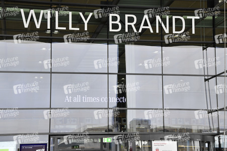 Eröffnung des Flughafens Berlin-Brandenburg in Schönefeld