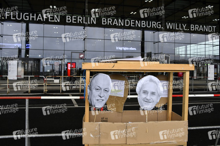 Eröffnung des Flughafens Berlin-Brandenburg in Schönefeld
