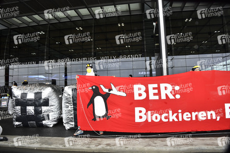 Eröffnung des Flughafens Berlin-Brandenburg in Schönefeld