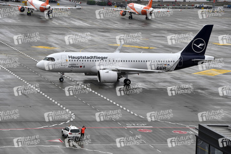 Eröffnung des Flughafens Berlin-Brandenburg in Schönefeld