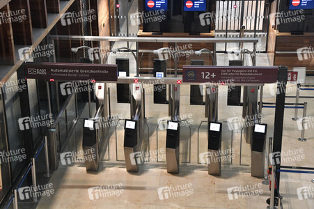 Eröffnung des Flughafens Berlin-Brandenburg in Schönefeld