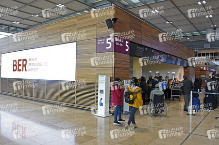 Regelbetrieb am Flughafen Berlin-Brandenburg in Schönefeld