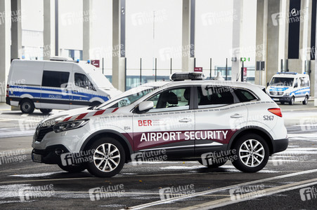 Regelbetrieb am Flughafen Berlin-Brandenburg in Schönefeld