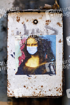 Corona-Sticker von Ursula Düster in Köln