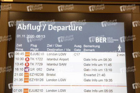 Erster kommerzieller Abflug vom Flughafen Berlin Brandenburg