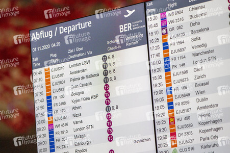 Erster kommerzieller Abflug vom Flughafen Berlin Brandenburg